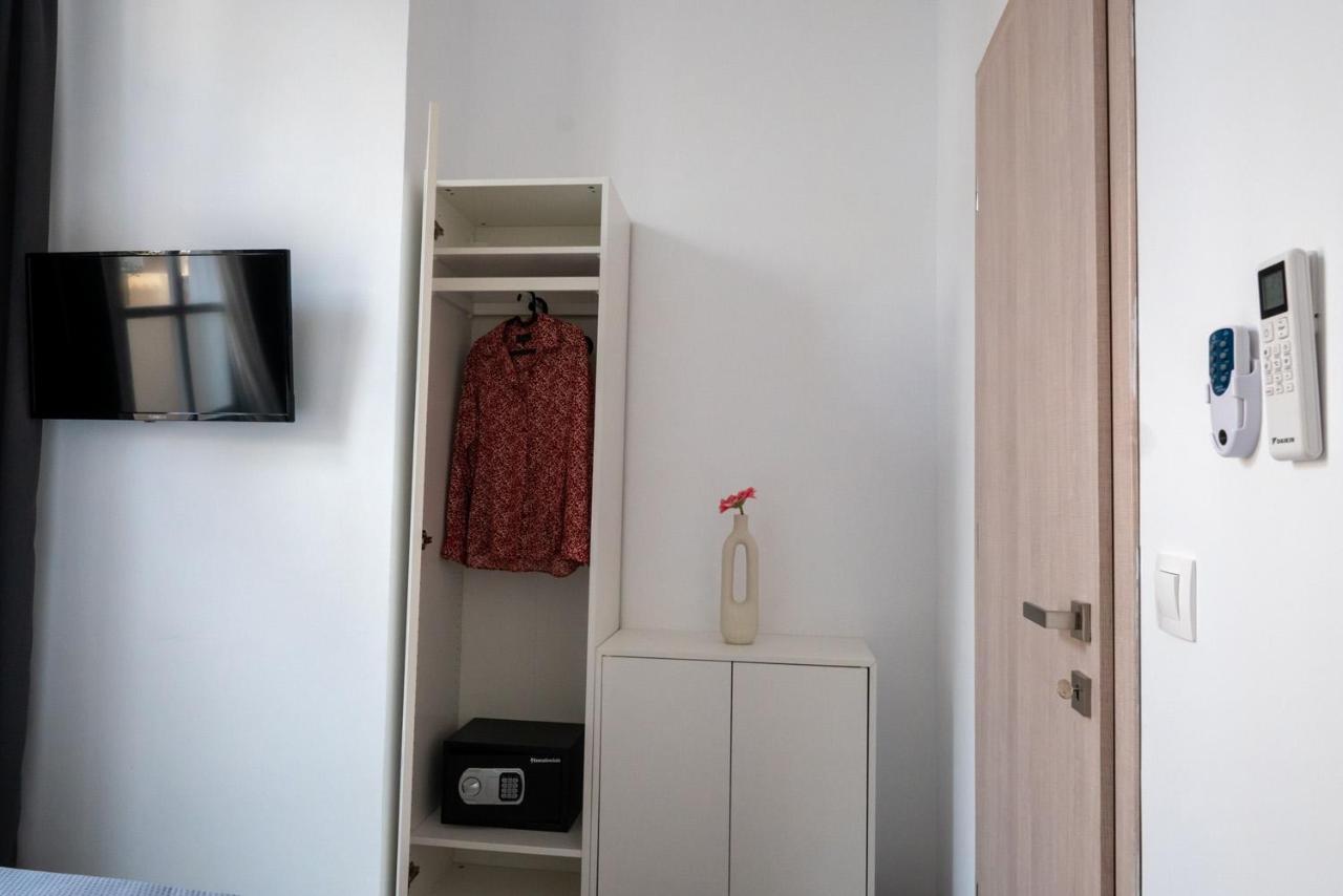 Central Suites Aegina 1 ภายนอก รูปภาพ