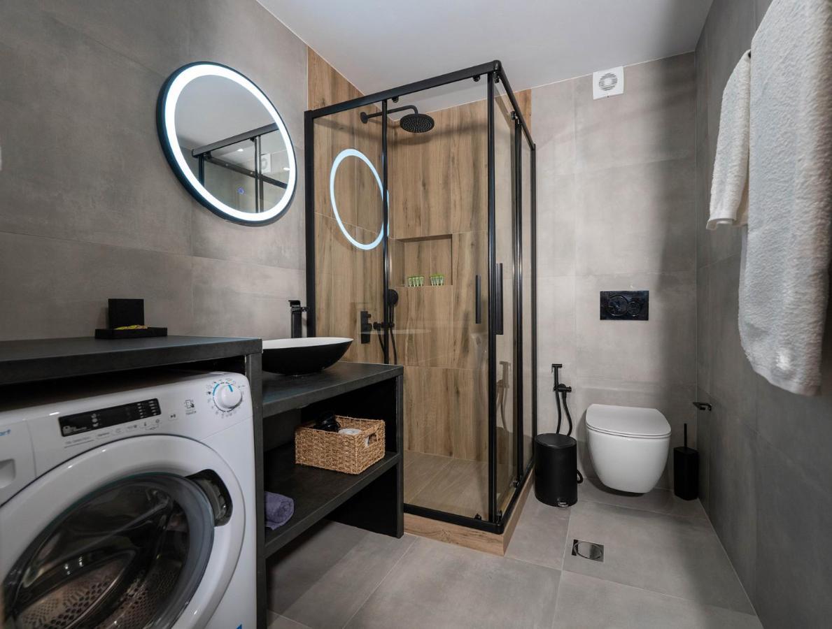 Central Suites Aegina 1 ภายนอก รูปภาพ