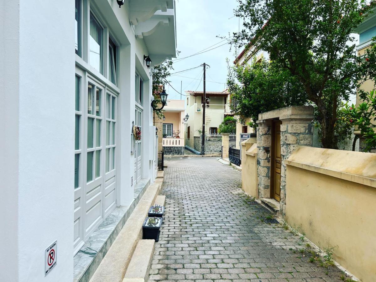 Central Suites Aegina 1 ภายนอก รูปภาพ